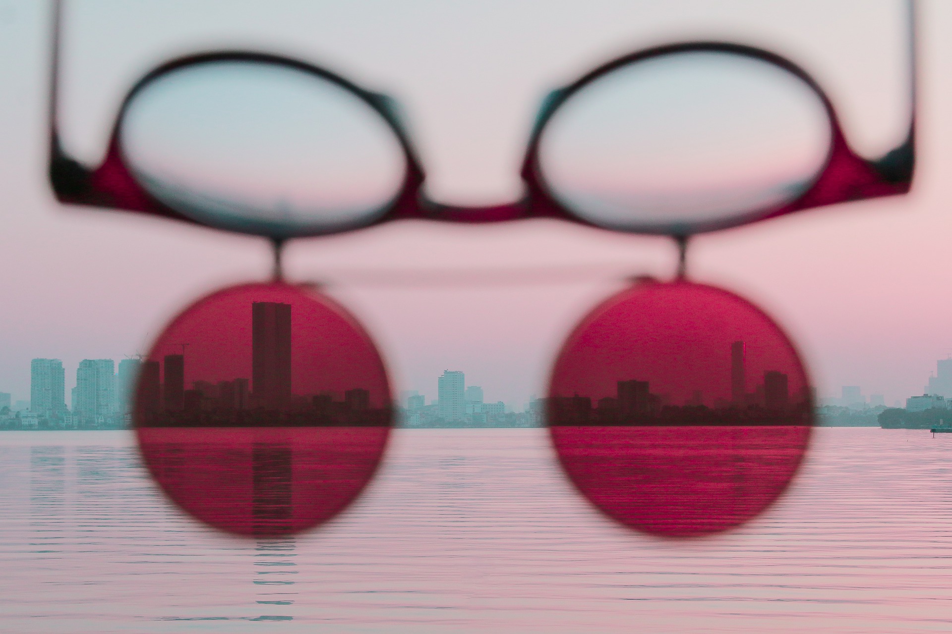 jezero a brýle
